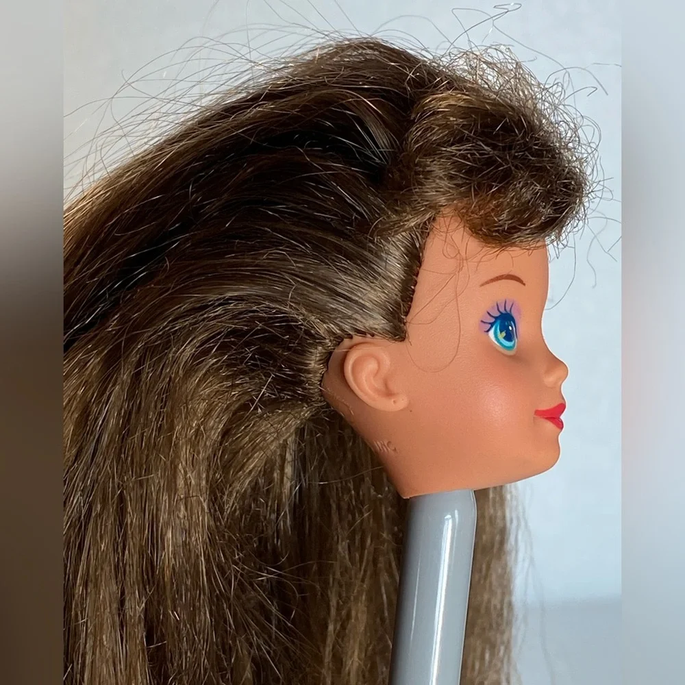Vintage 1990s Barbie COURTNEY Doll Brown Long Hair - HEAD Replacement Only